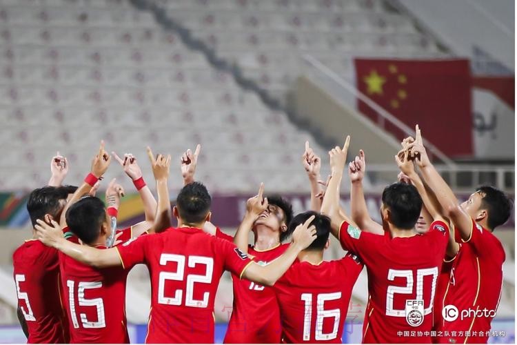 十二强赛第九轮 中国队1:1战平沙特队 十二强赛第九轮 中国队1:1战平沙特队