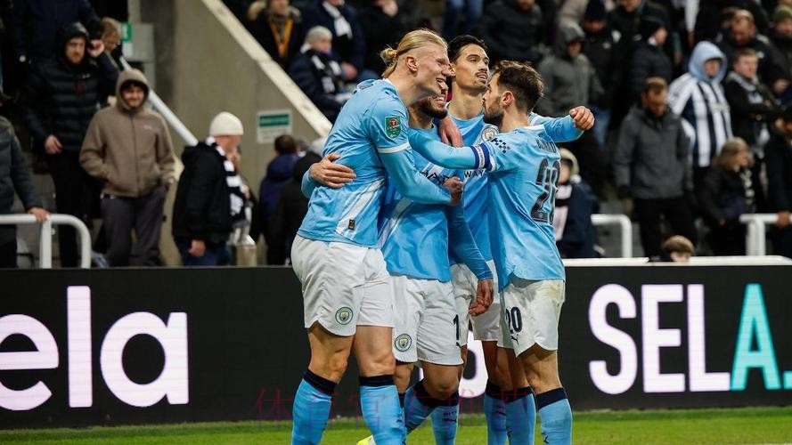 联赛杯半决赛首回合：纽卡0比2曼城